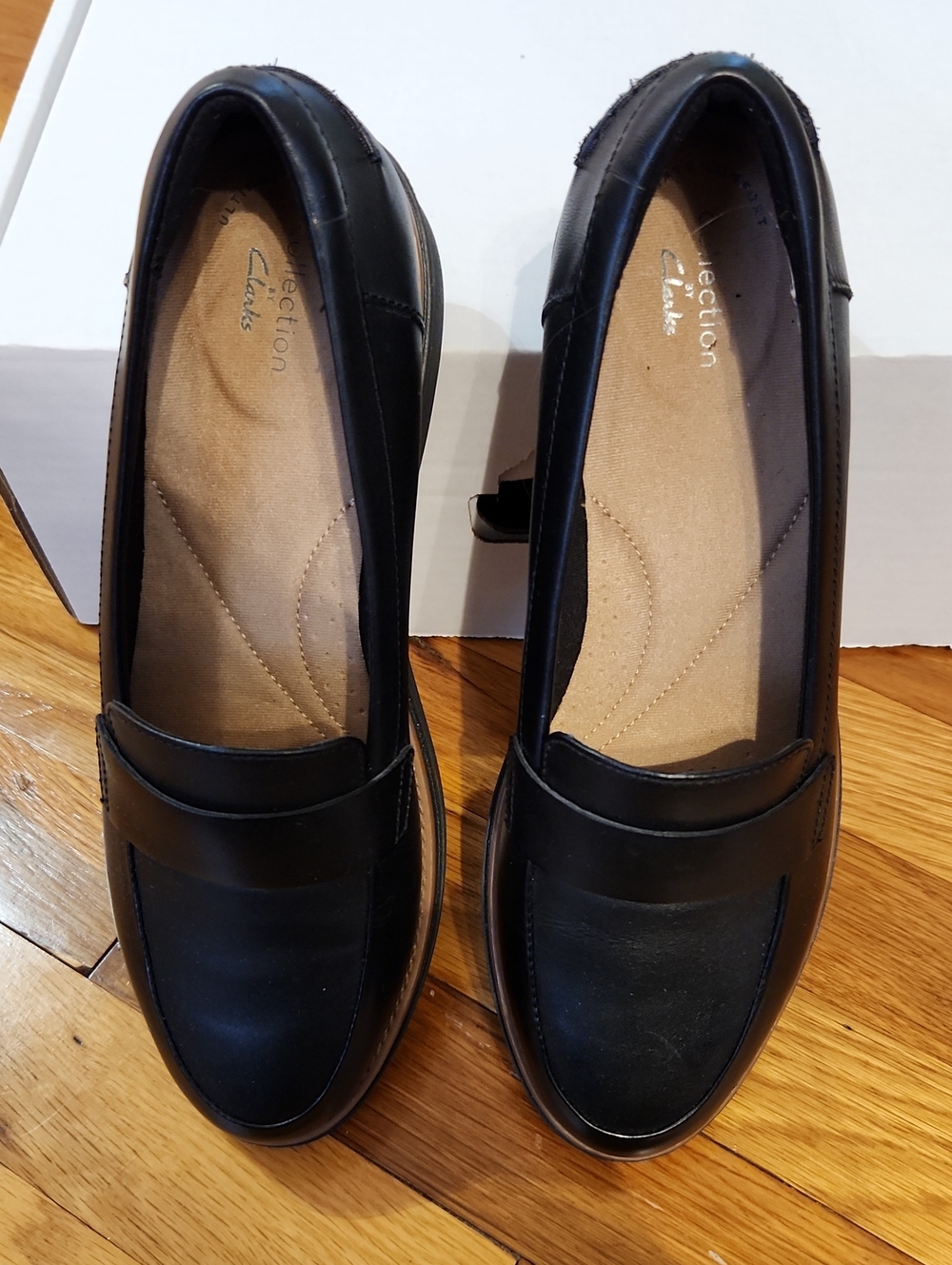 Clarks Collection Black Women’s Penny Loafers NWT Size 9 M